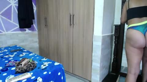 hellen maya online show from 05-22-26, 07:52