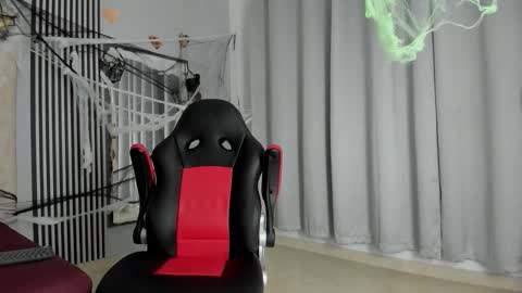 hellen_rice online show from 10-20-25, 10:59