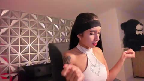 Hellen online show from 09-12-25, 12:16