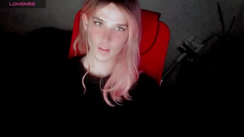 Helen Spellman online show from 10-11-25, 03:54