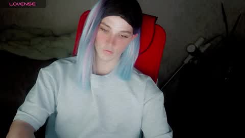 Helen Spellman online show from 10-25-25, 03:18