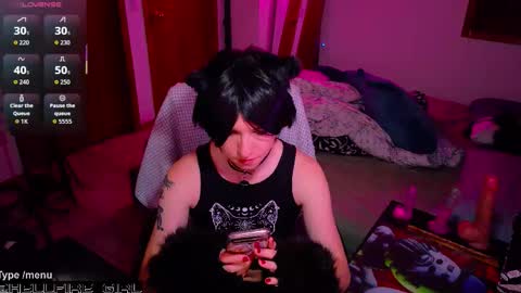 Snapshot of hellfire_girl chatting on 10-30-25, 03:19 Hayley online show from 10-30-25, 03:19