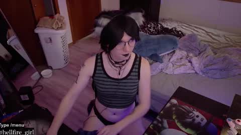 Hayley online show from 03-11-26, 11:44