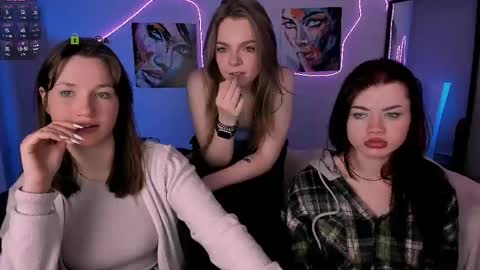 Helli online show from 02-03-26, 02:53