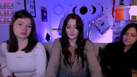 Helli online show from 02-08-26, 08:23