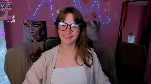 Helli online show from 06-11-26, 12:32