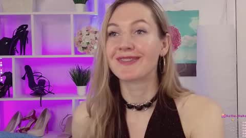 Snapshot of hello_lisha chatting on 01-28-25, 02:10 Alisia  Monday to Friday from 10 am to 4 pm GMT 2 online show from 01-28-25, 02:10