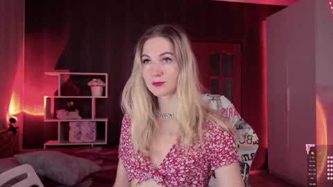 Snapshot of hello_lisha chatting on 09-26-25, 08:18 Alisia  Monday to Friday from 10 am to 4 pm GMT 2 online show from 09-26-25, 08:18