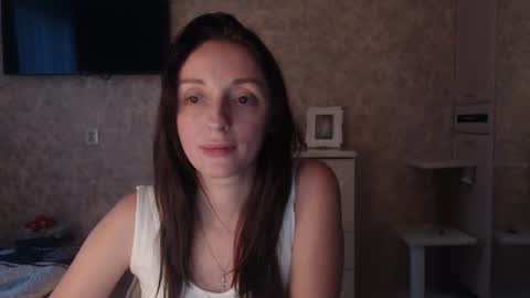 Snapshot of hellokittykaty chatting on 12-03-24, 06:48 Victory online show from 12-03-24, 06:48