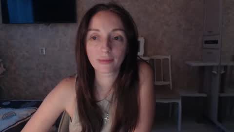 Snapshot of hellokittykaty chatting on 12-17-24, 06:56 Victory online show from 12-17-24, 06:56