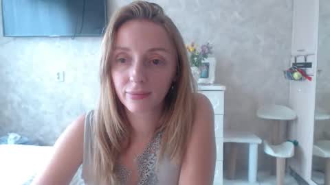 Snapshot of hellokittykaty chatting on 09-19-25, 07:10 Victory online show from 09-19-25, 07:10