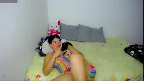 helloo_kityy25 online show from 07-20-26, 02:37