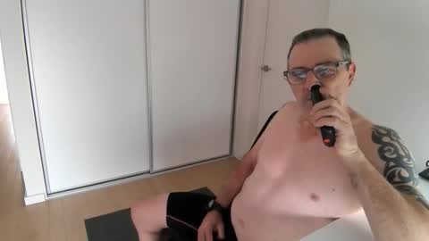 hempie1973 online show from 11-28-25, 02:58