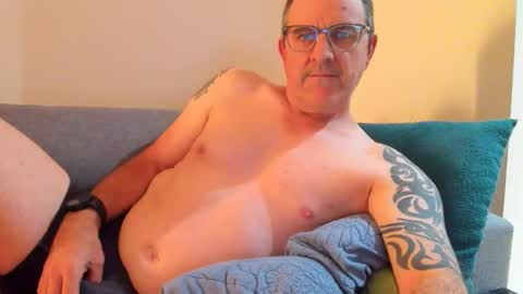 hempie1973 online show from 06-07-26, 01:04
