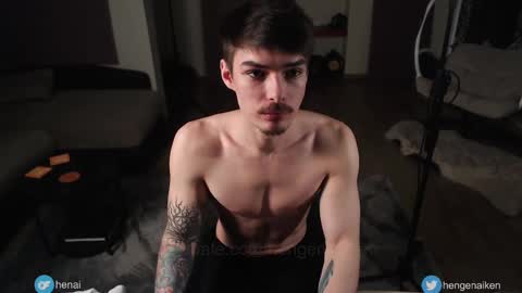 Snapshot of hengen_aiken chatting on 02-26-25, 08:54 Hengen Aiken online show from 02-26-25, 08:54