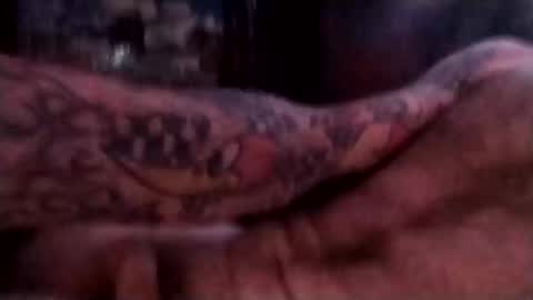 Hennessee online show from 09-12-25, 12:38