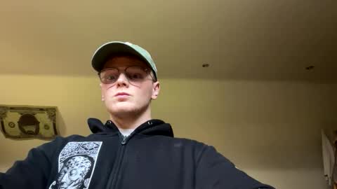 henrietje online show from 03-08-26, 02:21