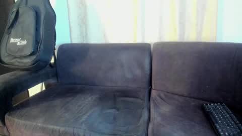 henrik_senn online show from 10-18-25, 02:36