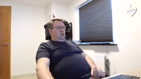 henrikrp1971 online show from 02-23-25, 02:46