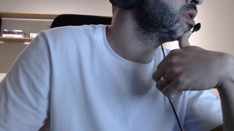 henriquealm online show from 10-04-25, 10:19