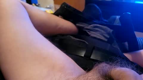 Henrybones online show from 01-13-25, 05:44