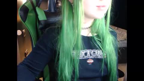 Hentaishiing online show from 09-16-25, 11:44