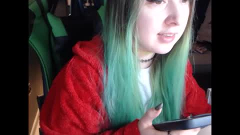 Hentaishiing online show from 10-21-25, 06:19