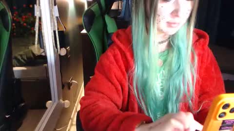 Hentaishiing online show from 11-27-25, 06:32