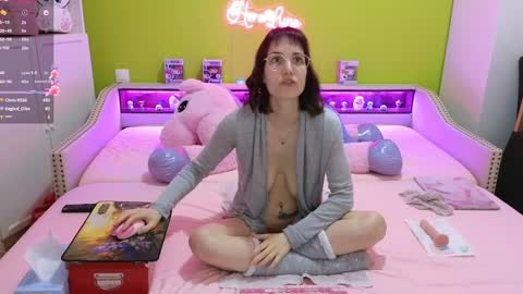 HeraLuna  online show from 02-26-25, 02:04