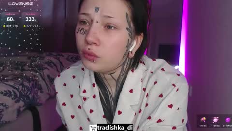 Snapshot of herbal_helpmepls chatting on 12-03-25, 10:35 dirty Diana online show from 12-03-25, 10:35