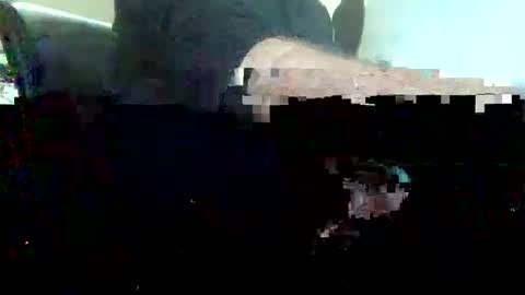 Snapshot of herbee510 chatting on 10-15-25, 03:23 herbee510 online show from 10-15-25, 03:23