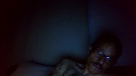 Snapshot of herbie_handcock chatting on 05-28-26, 10:12 Julian Finch online show from 05-28-26, 10:12