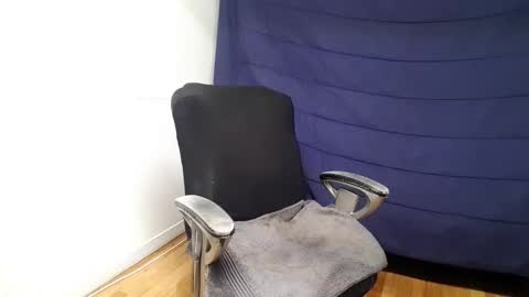 Snapshot of herbigo4 chatting on 01-20-25, 04:10 herbigo88 snaap online show from 01-20-25, 04:10