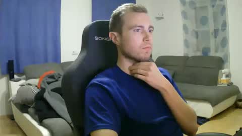 Snapshot of herbstenden chatting on 02-23-26, 06:49 John Pearl online show from 02-23-26, 06:49