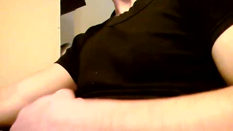 Snapshot of heretost chatting on 02-28-25, 12:09 mr D online show from 02-28-25, 12:09