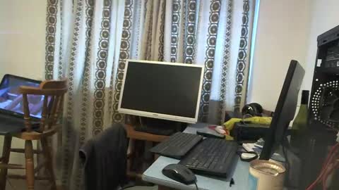 Snapshot of hermeneutika chatting on 12-18-24, 10:40 mature online show from 12-18-24, 10:40