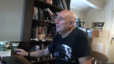 Snapshot of hermeneutika chatting on 01-07-25, 09:40 mature online show from 01-07-25, 09:40