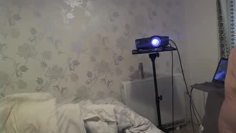 Snapshot of hermeneutika chatting on 09-10-25, 07:41 mature online show from 09-10-25, 07:41