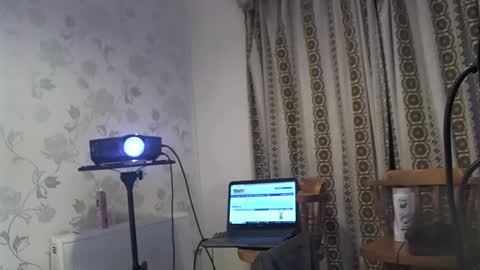 Snapshot of hermeneutika chatting on 09-25-25, 04:27 mature online show from 09-25-25, 04:27