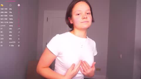 Snapshot of herminaabedi chatting on 11-25-25, 09:20 Hermina online show from 11-25-25, 09:20