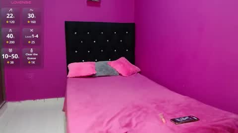 Alana online show from 02-19-25, 01:40