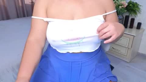 Maryana online show from 10-15-25, 06:13