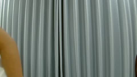 Snapshot of hersheys_aran chatting on 12-18-25, 02:12 Aran online show from 12-18-25, 02:12