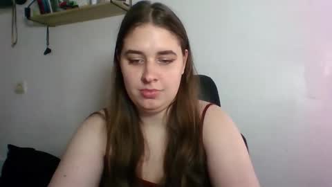 hess_luna_ online show from 10-23-25, 09:08