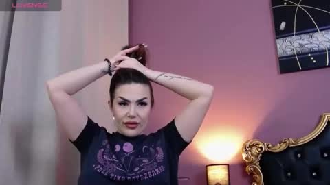 Hessy online show from 02-17-25, 11:34