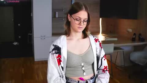 Sally online show from 09-13-25, 04:45