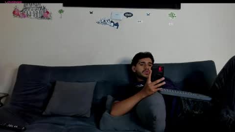 yeis online show from 04-30-26, 08:48