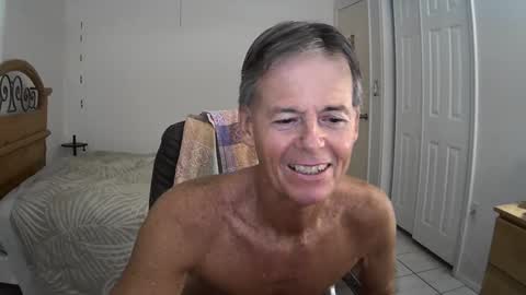 hewes1 online show from 10-30-25, 09:04