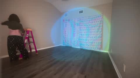 salem online show from 12-15-24, 03:56