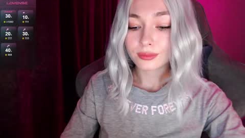  Nora  online show from 10-17-25, 03:14